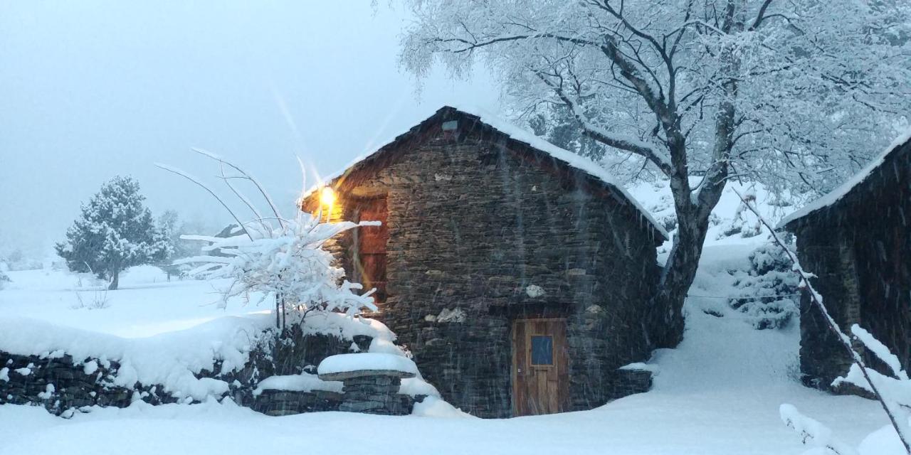 Bordes Pirineu, Costuix Hotel Areu Екстериор снимка