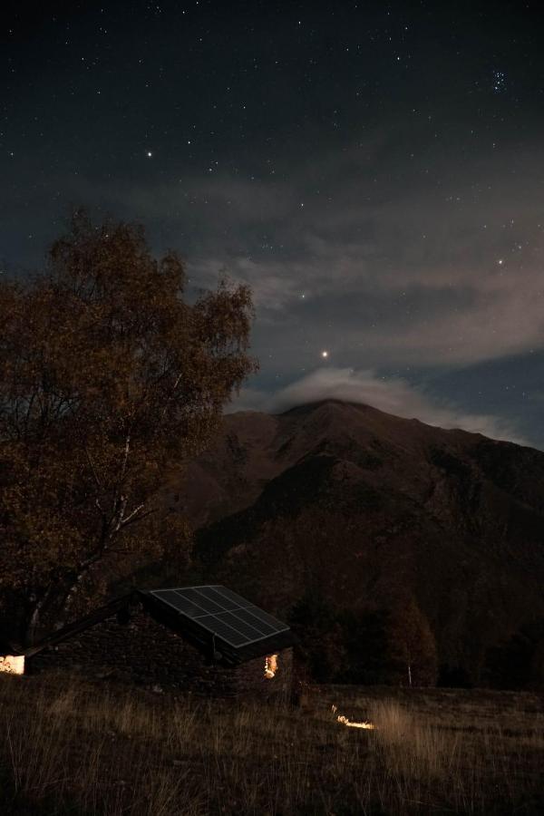Bordes Pirineu, Costuix Hotel Areu Екстериор снимка